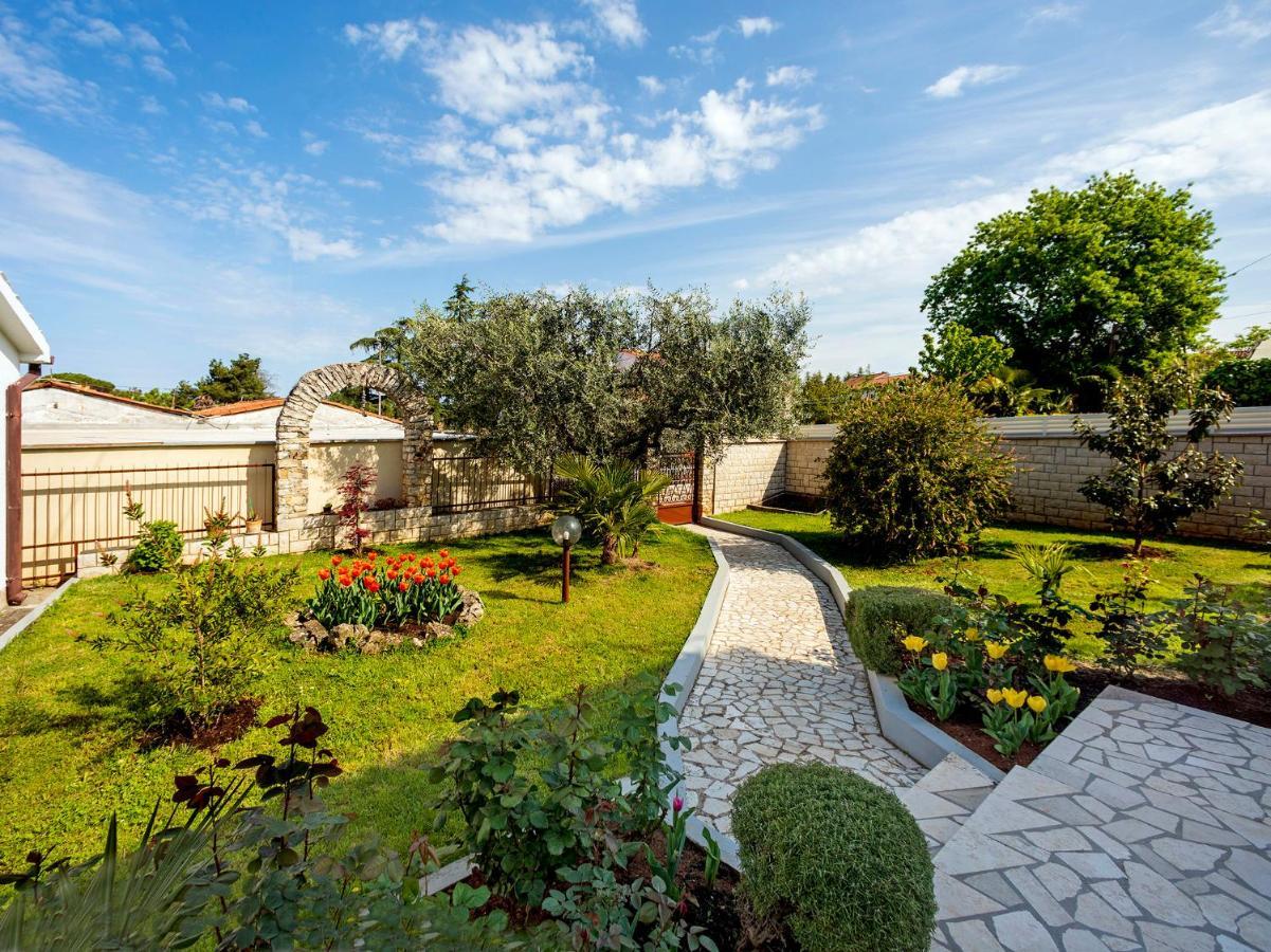 Vila Renato Porec Exterior photo